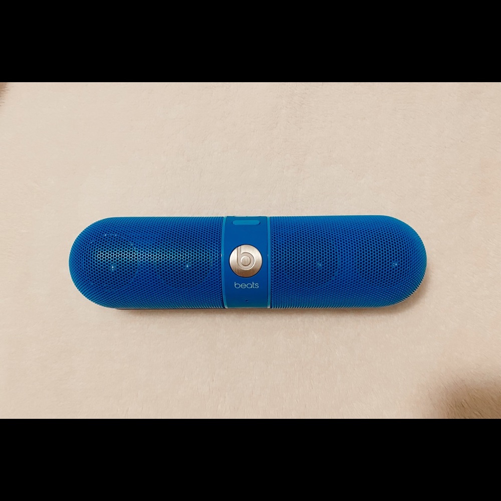 Beats Pill Speaker